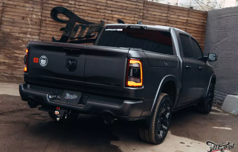 Новая выхлопная система с двумя режимами громкости для RAM 1500